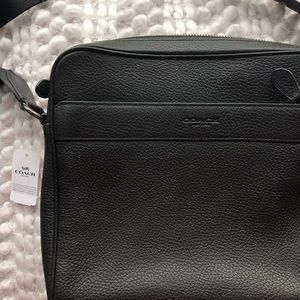 Black leather men’s coach bag